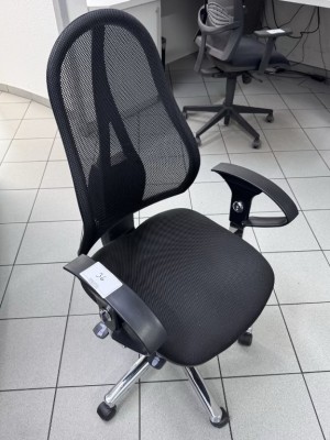 1 Drehstuhl mit Armlehnen